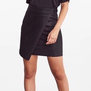 Vetta Capsule Leatherette Mini Skirt